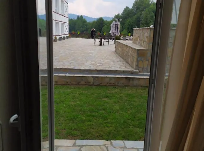 Nera - U Kraljevim Cardacima * 科帕奥尼克